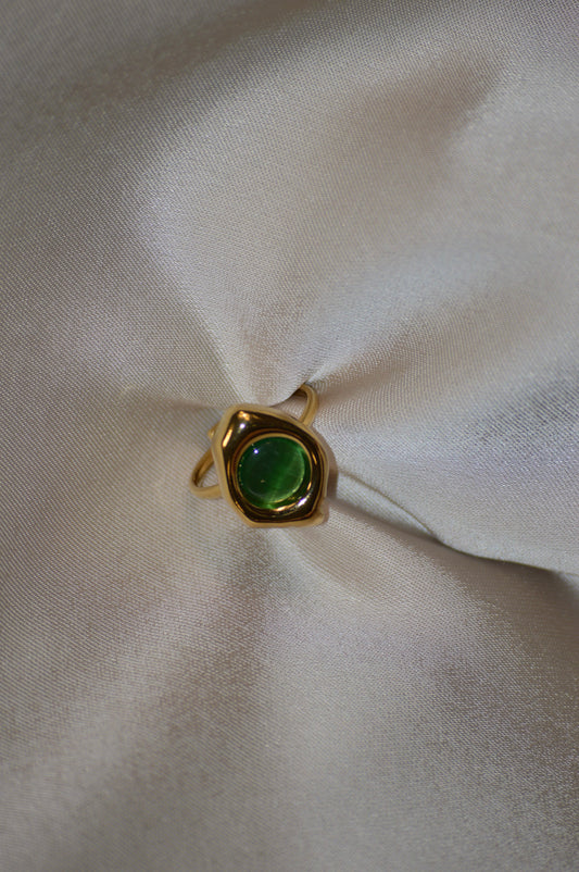 Smaragda ring