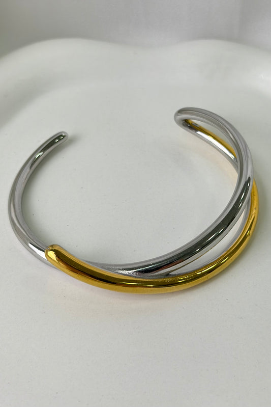 Eva cuff