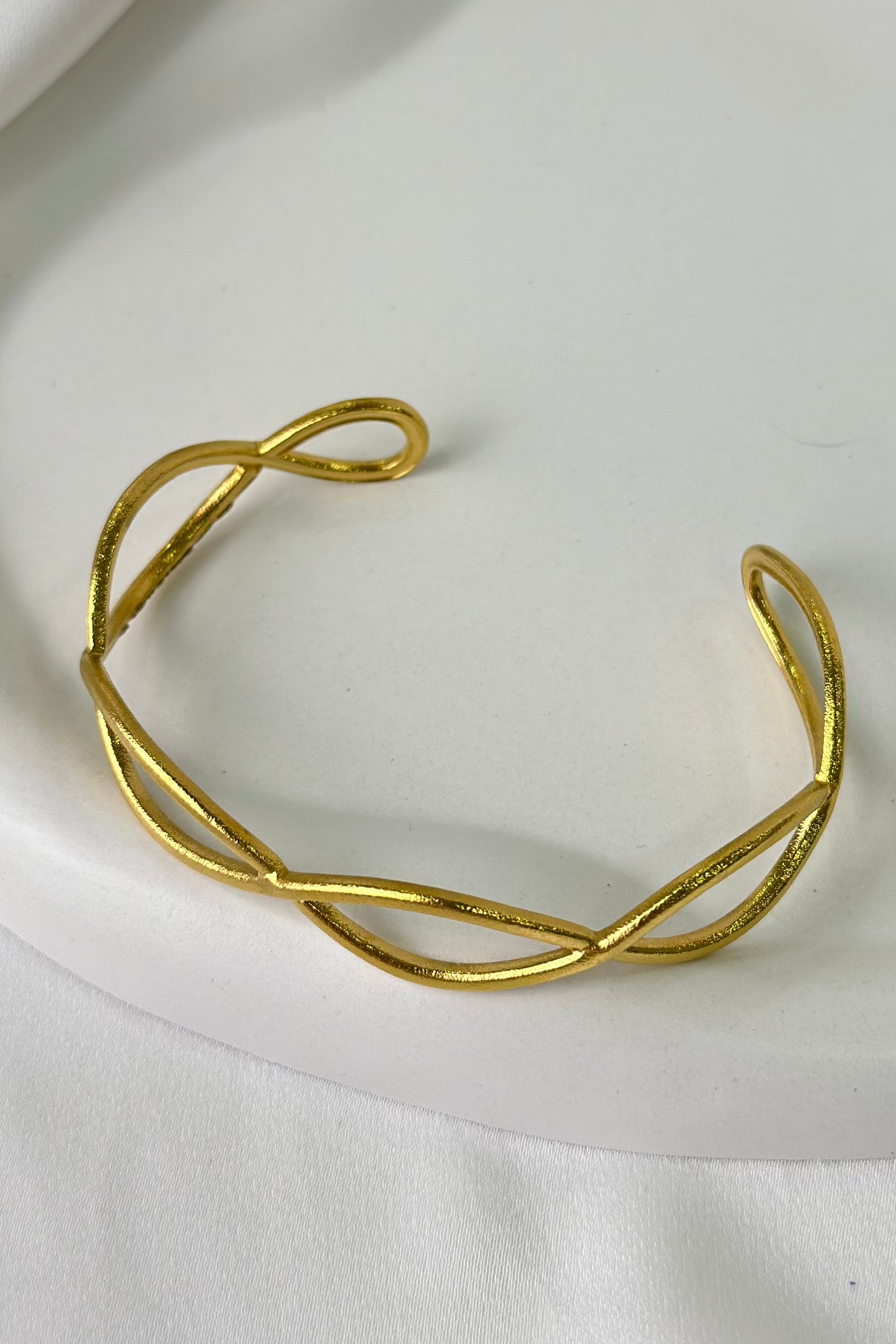 Ether cuff