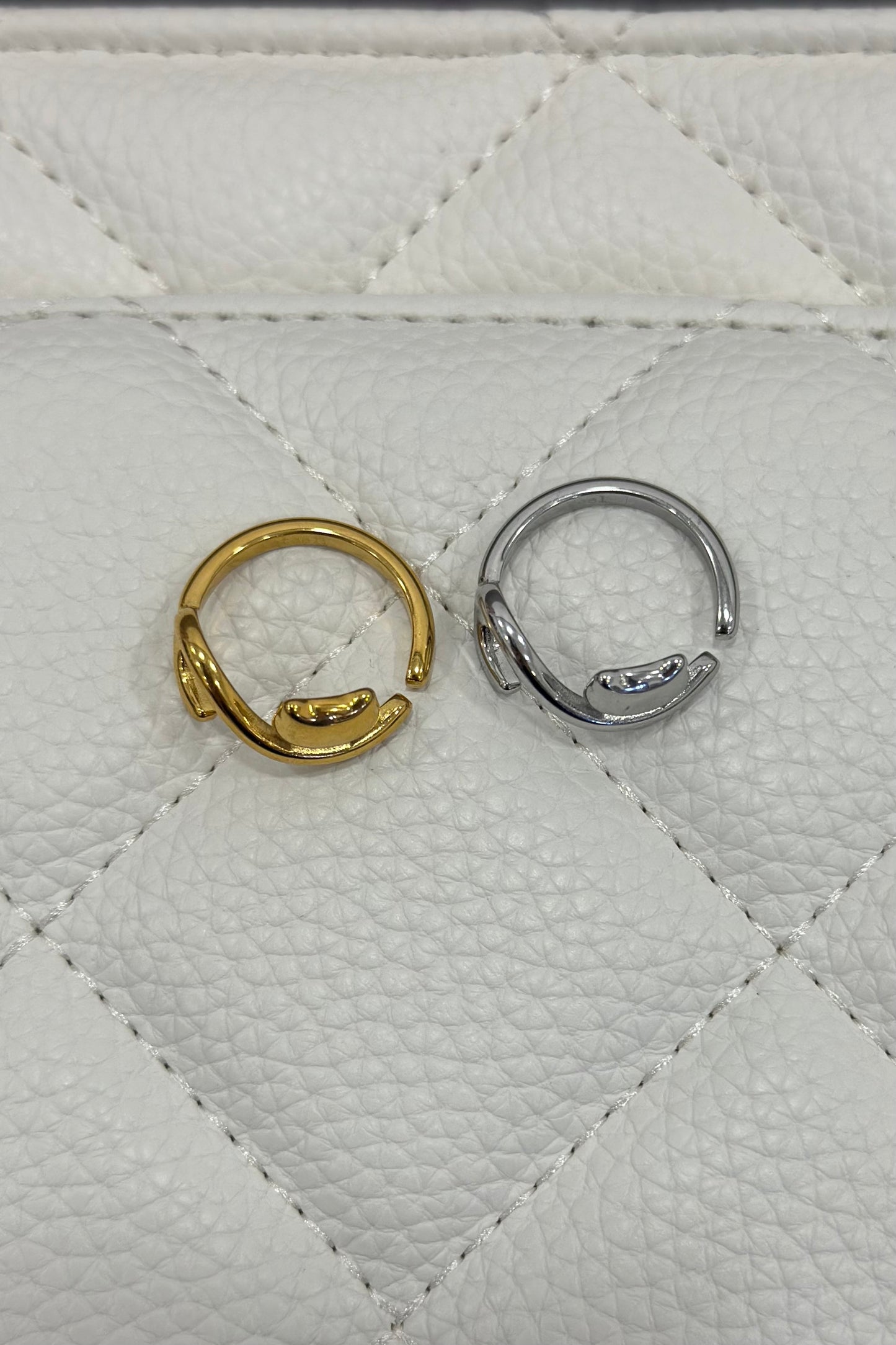 Cat ring