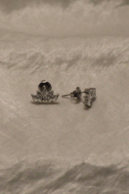 Crown earrings