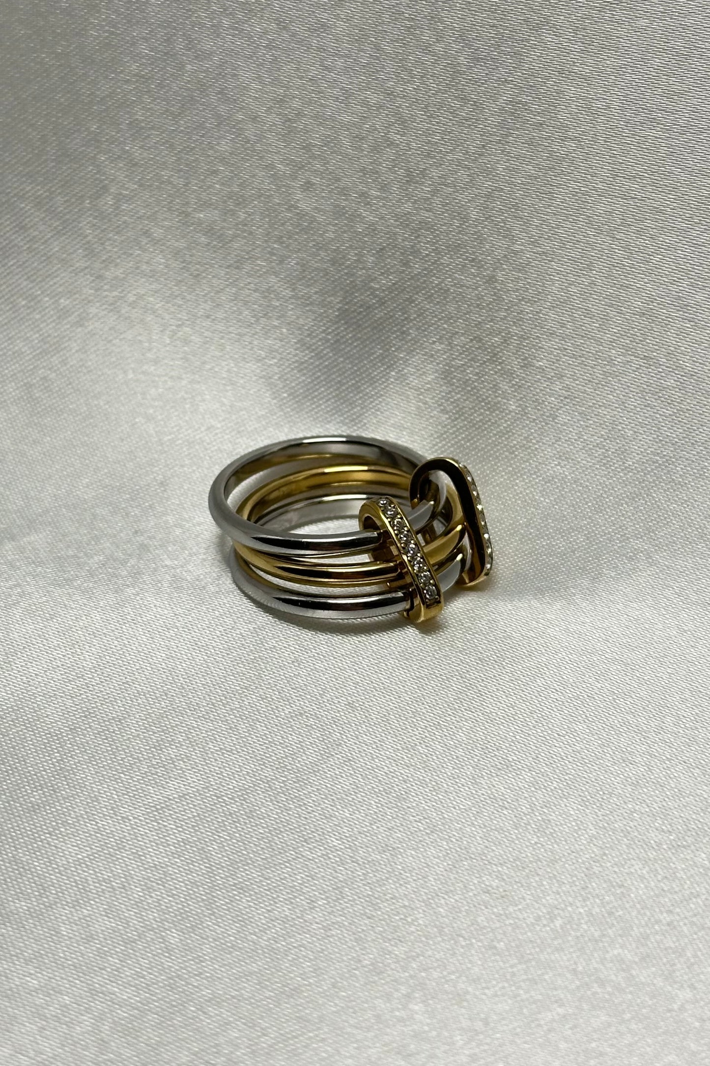 Tara ring