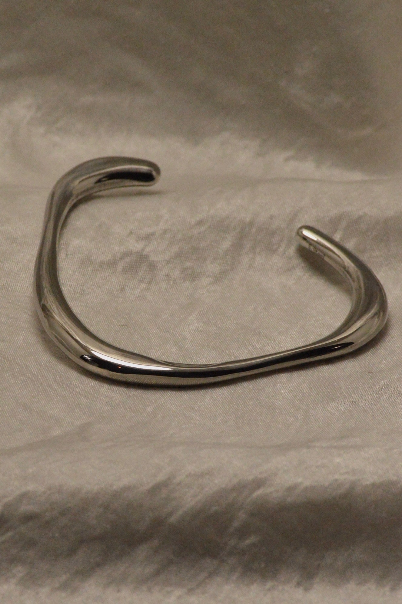 Wave Line Cuff