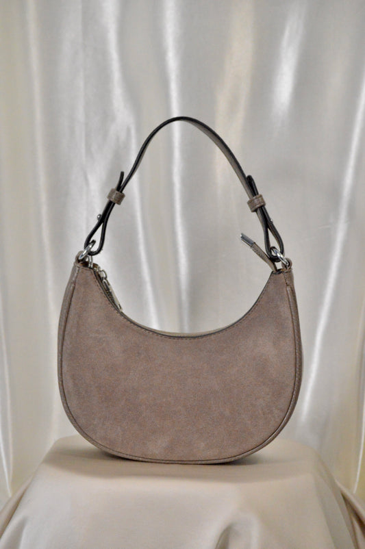 Velvet touch in beige