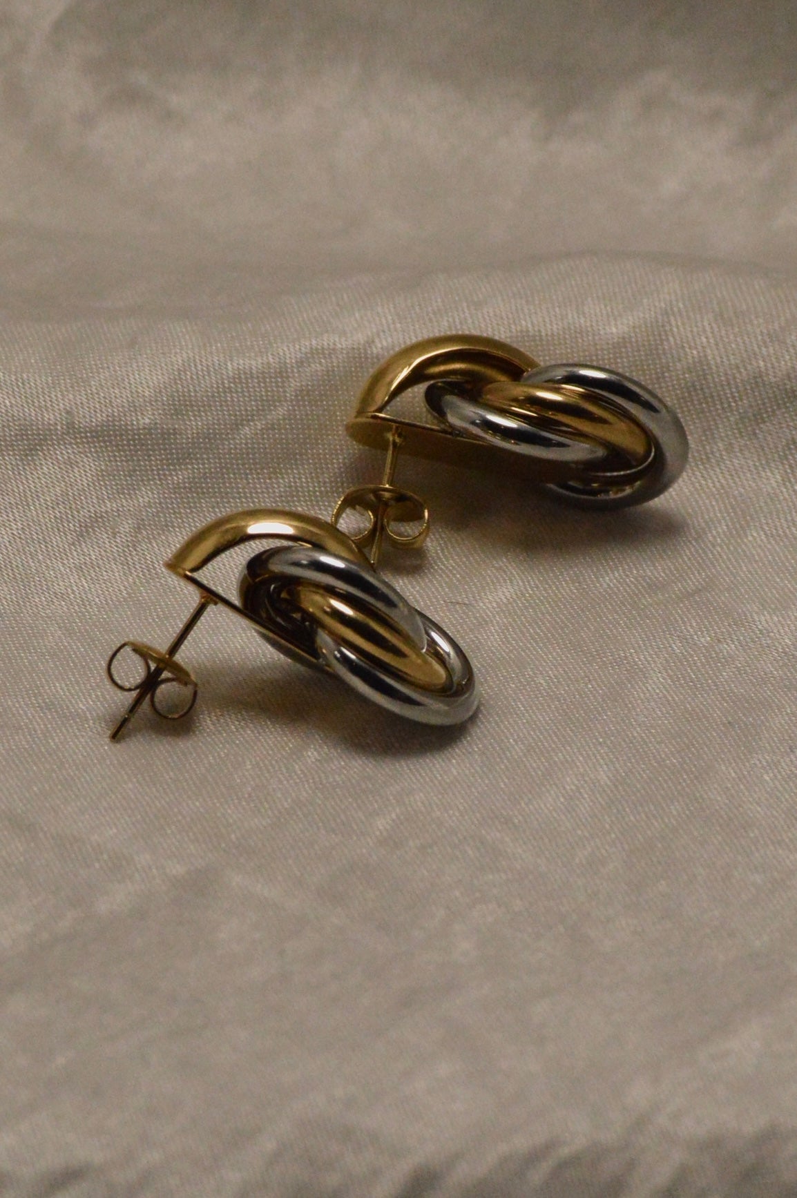 Mixed Knot earrings