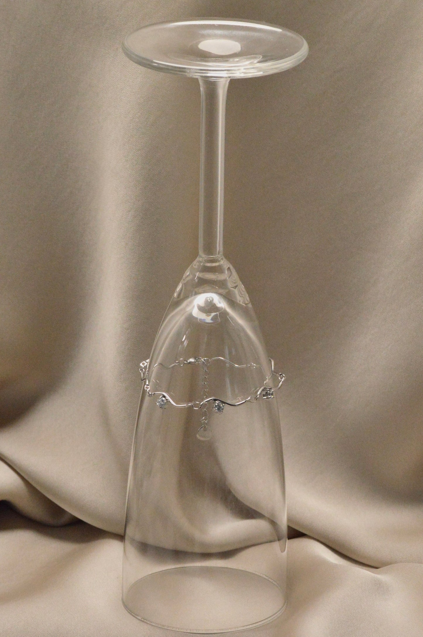 Wave sparkle bracelet