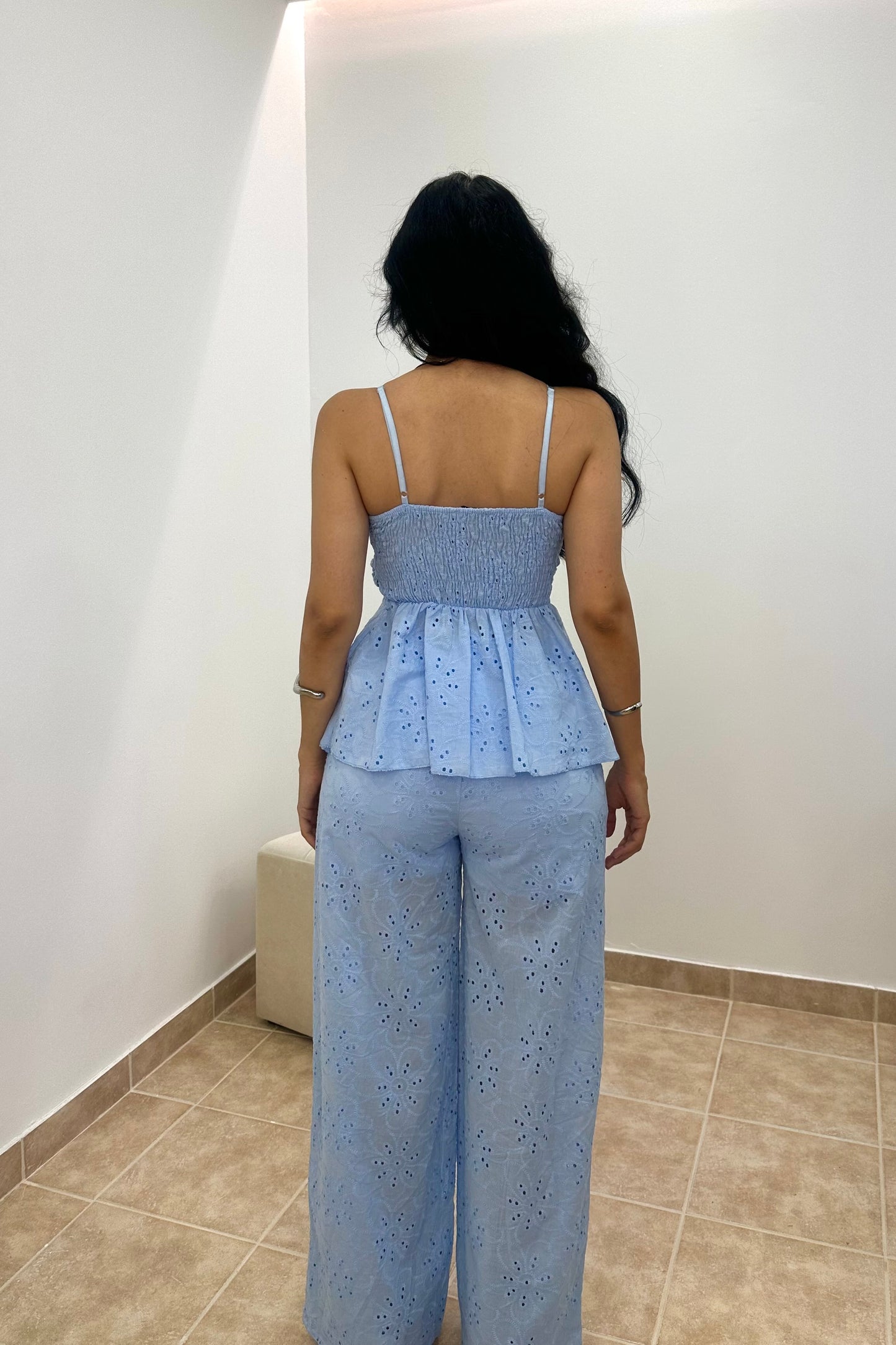 Σετ Broderie Anglaise Τοπ & Wide-Leg Παντελόνι