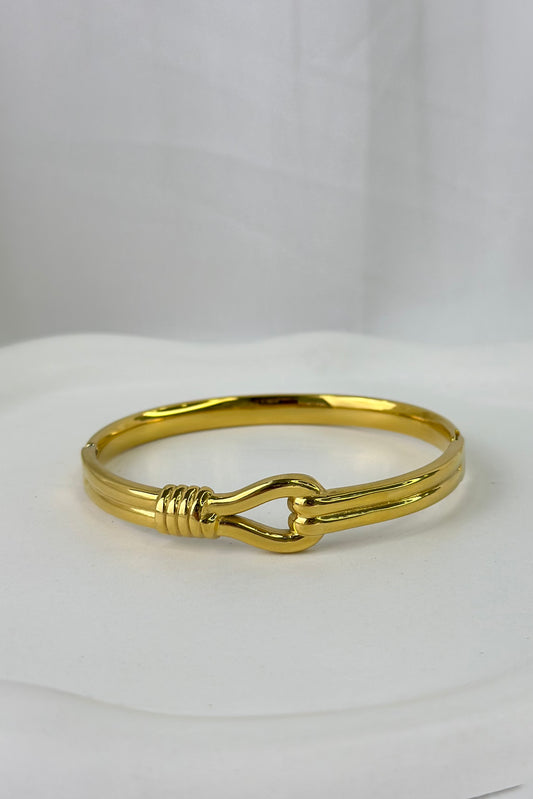 Bond cuff