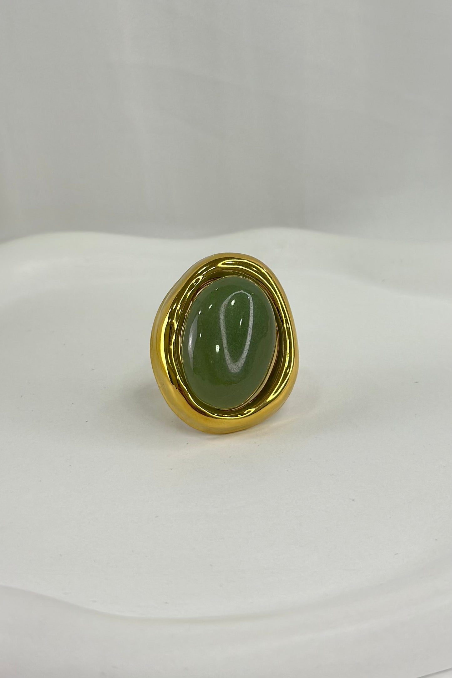 Olivia ring