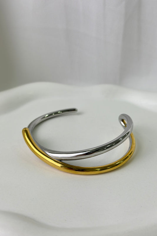 Eva cuff