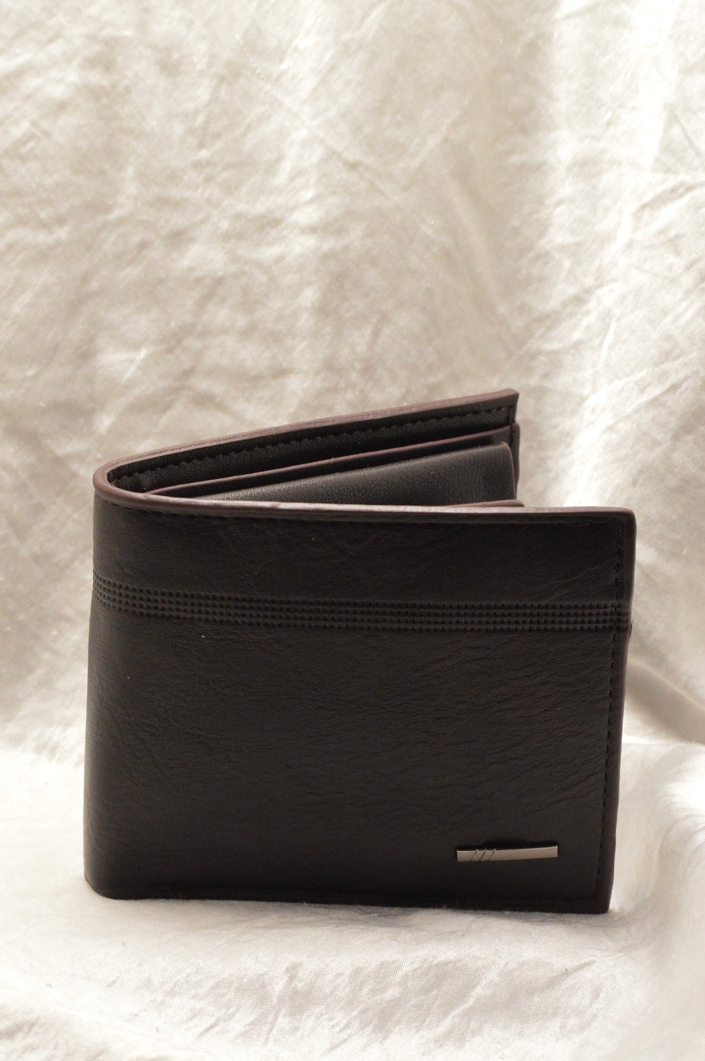 Retro Classic Wallet